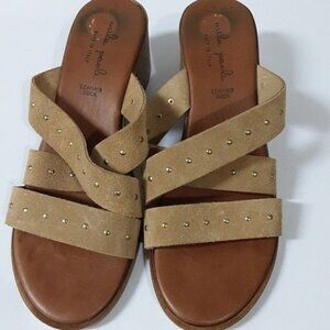Mila Paoli women sandals leather suede 8 tan casual vacation beach summer